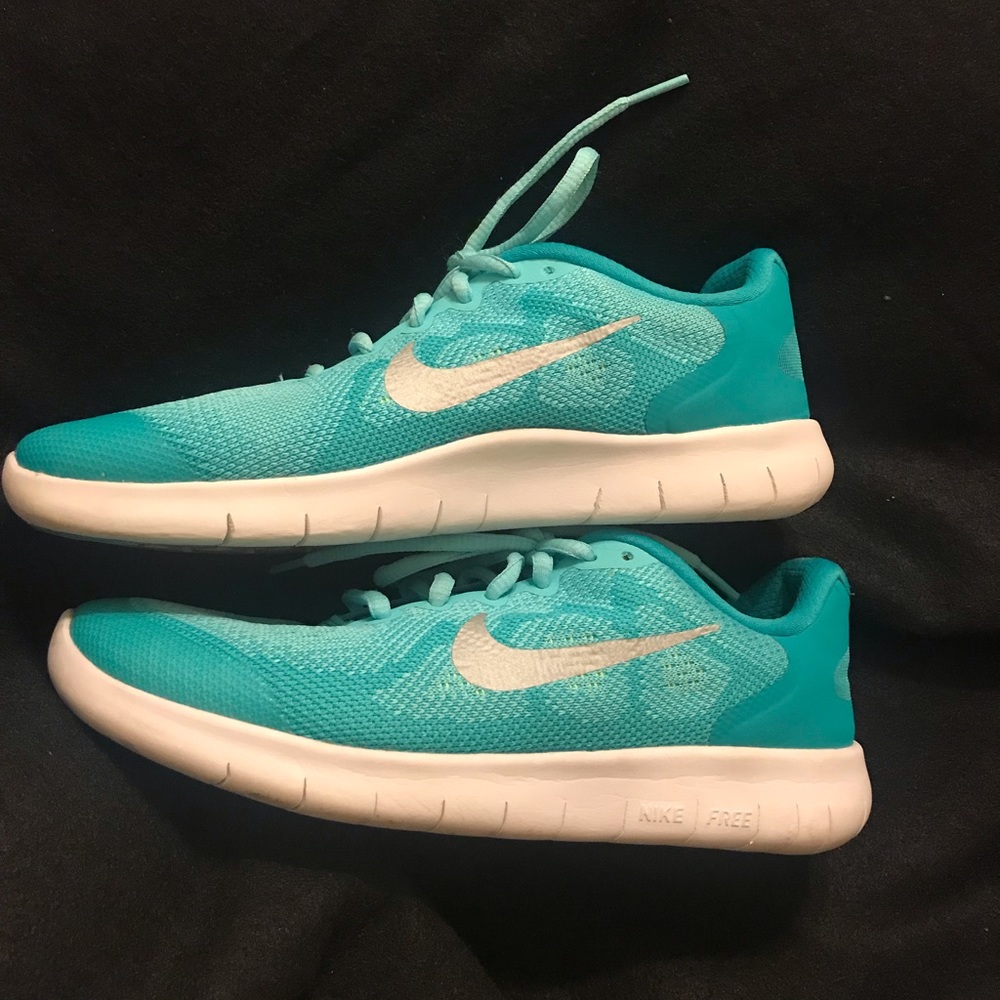 Girls Nike Free Running Shoes - Picture 5 of 7